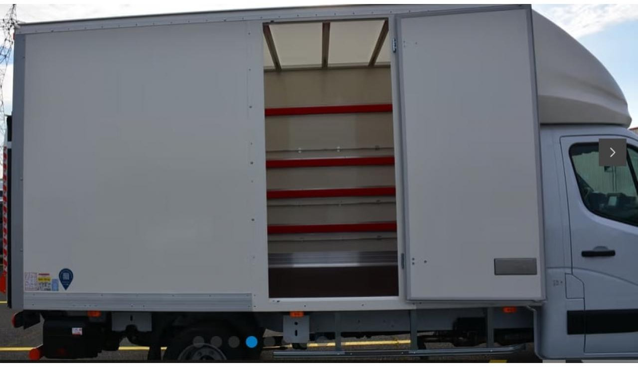 RENAULT Master Confort R3500RJ L4 2.3 dCi - 165 III TRANSPORTS SPECIFIQUES GRAND VOLUME Grand Volume 20m3 P - Carrinha de contentor: foto 5 RENAULT Master Confort R3500RJ L4 2.3 dCi - 165 III TRANSPORTS SPECIFIQUES GRAND VOLUME Grand Volume 20m3 P - Carrinha de contentor: foto 5