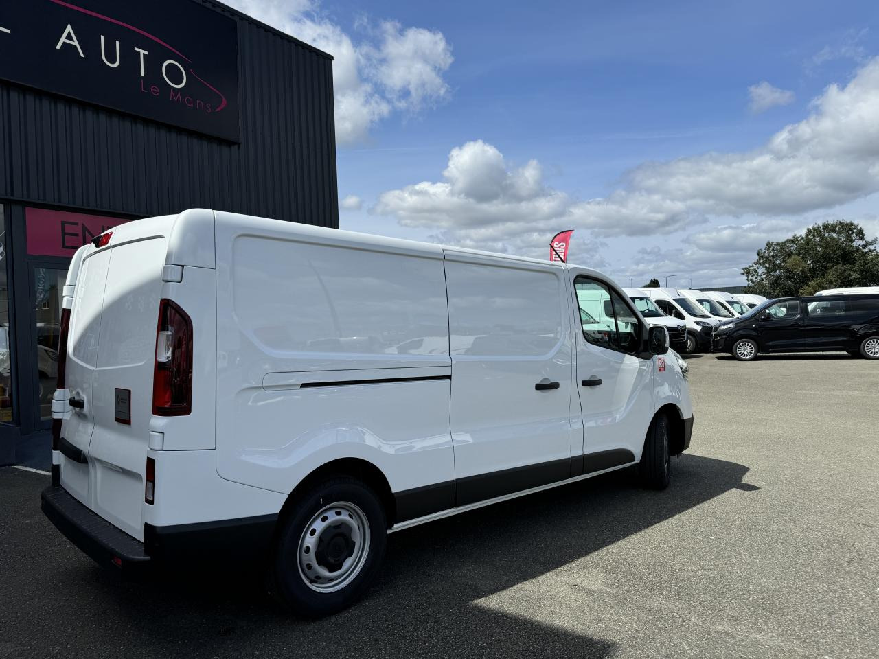 RENAULT Trafic L2H1 3000 Kg 2.0 Blue dCi - 150 2024 III FOURGON Fourgon Advance L2H1 PHASE 3 - Furgão: foto 5 RENAULT Trafic L2H1 3000 Kg 2.0 Blue dCi - 150 2024 III FOURGON Fourgon Advance L2H1 PHASE 3 - Furgão: foto 5