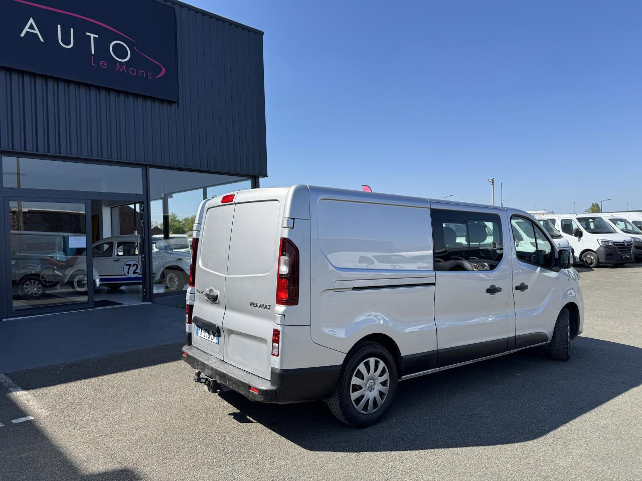 RENAULT trafic L2H1 2.0 DCI 145CH CABINE APPROFONDIE 6 PLACES CONFORT EDC - Furgão: foto 3 RENAULT trafic L2H1 2.0 DCI 145CH CABINE APPROFONDIE 6 PLACES CONFORT EDC - Furgão: foto 3