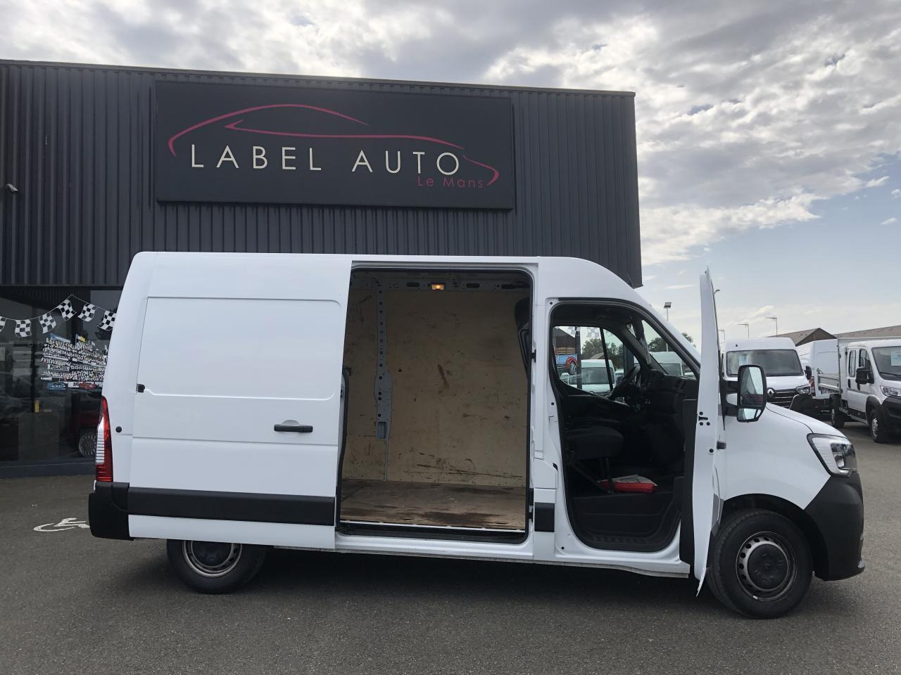 Furgão Renault Master F3300 L2H2 2.3 BLUE DCI 135CH CONFORT EURO6: foto 8