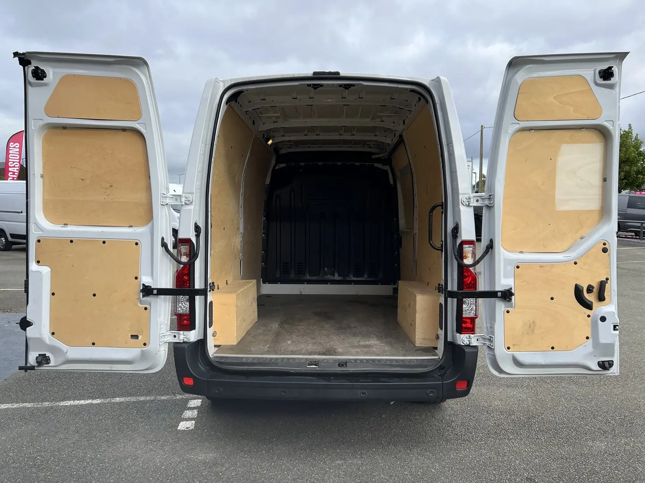 Renault Master F3300 L2H2 2.3 DCI 135CH CONFORT EURO6 - Furgão: foto 3 Renault Master F3300 L2H2 2.3 DCI 135CH CONFORT EURO6 - Furgão: foto 3