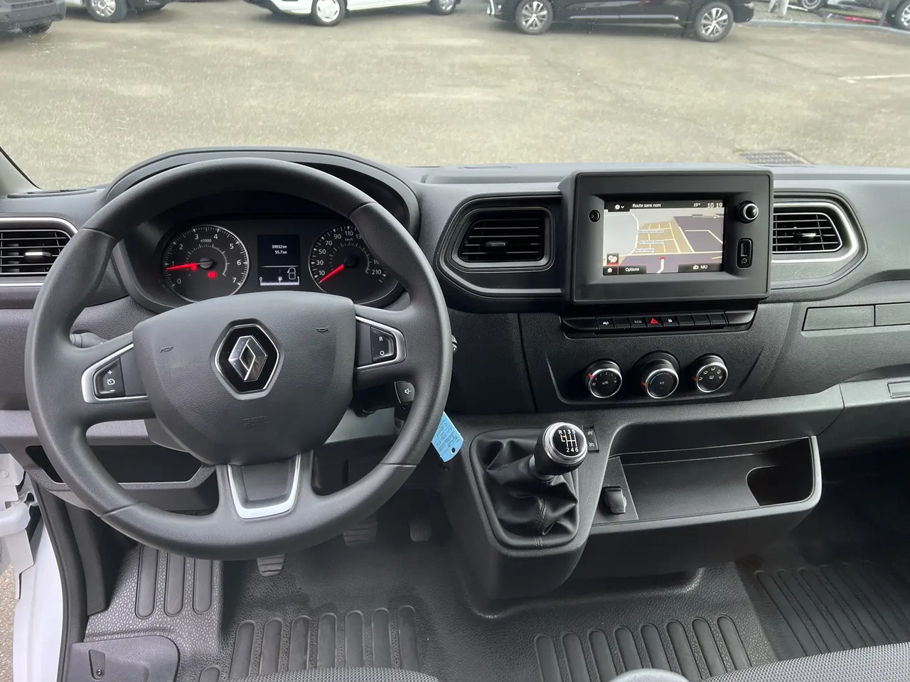 Renault Master F3300 L2H2 2.3 DCI 135CH CONFORT EURO6 - Furgão: foto 4 Renault Master F3300 L2H2 2.3 DCI 135CH CONFORT EURO6 - Furgão: foto 4