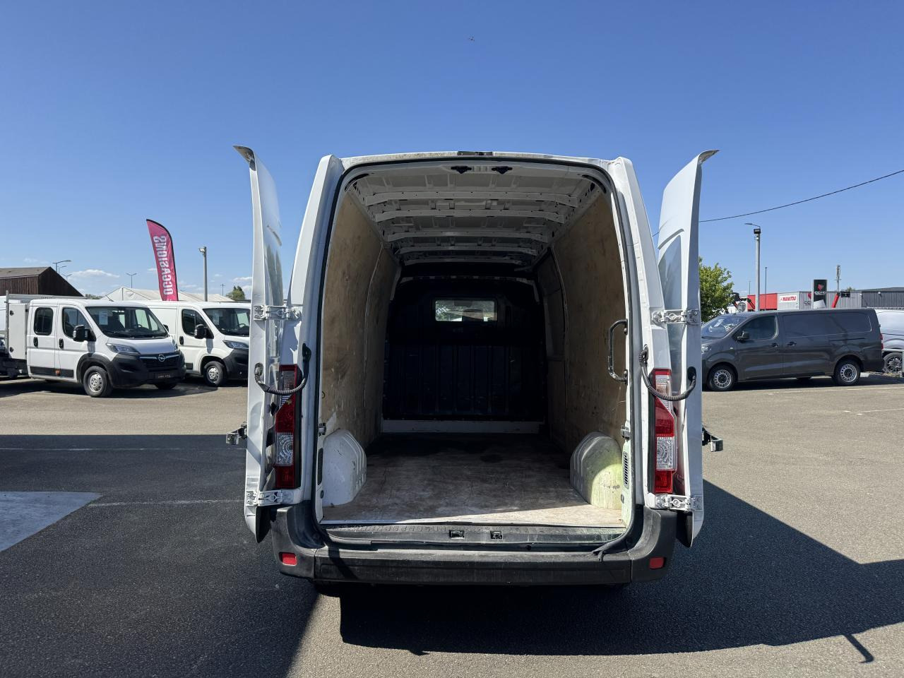 Renault Master F3500 L3H2 2.3 DCI 135CH CONFORT EURO6 - Furgão: foto 2 Renault Master F3500 L3H2 2.3 DCI 135CH CONFORT EURO6 - Furgão: foto 2