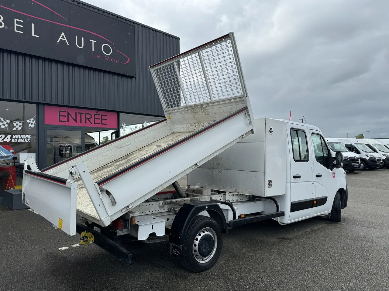 Renault Master R3500RJ L4 2.3 DCI 130CH DOUBLE CABINE GRAND CONFORT EURO6 - Carrinha basculante, Carrinha cabine dupla: foto 5 Renault Master R3500RJ L4 2.3 DCI 130CH DOUBLE CABINE GRAND CONFORT EURO6 - Carrinha basculante, Carrinha cabine dupla: foto 5