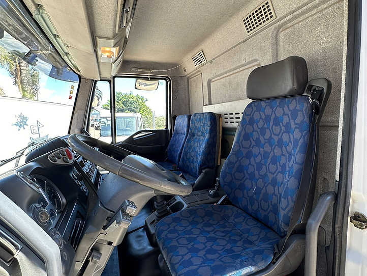 Eurocargo 70e13 - Camião de caixa aberta/ Plataforma: foto 4 Eurocargo 70e13 - Camião de caixa aberta/ Plataforma: foto 4