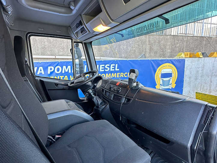 IVECO EUROCARGO 120E25 - Camião chassi: foto 2 IVECO EUROCARGO 120E25 - Camião chassi: foto 2