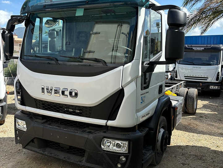 Iveco Eurocargo 120e22 - Camião chassi: foto 2 Iveco Eurocargo 120e22 - Camião chassi: foto 2