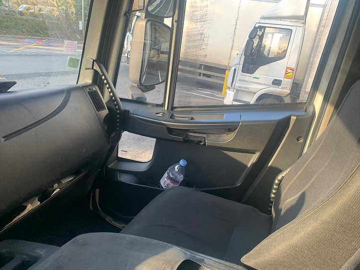 Iveco Eurocargo 120el22 - Camião furgão: foto 5 Iveco Eurocargo 120el22 - Camião furgão: foto 5