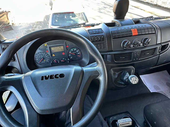 Iveco Eurocargo 160e25 - Camião furgão: foto 3 Iveco Eurocargo 160e25 - Camião furgão: foto 3