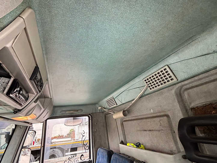 Iveco EUROCARGO 180E25 CASSONE FISSO - Camião de caixa aberta/ Plataforma: foto 5 Iveco EUROCARGO 180E25 CASSONE FISSO - Camião de caixa aberta/ Plataforma: foto 5