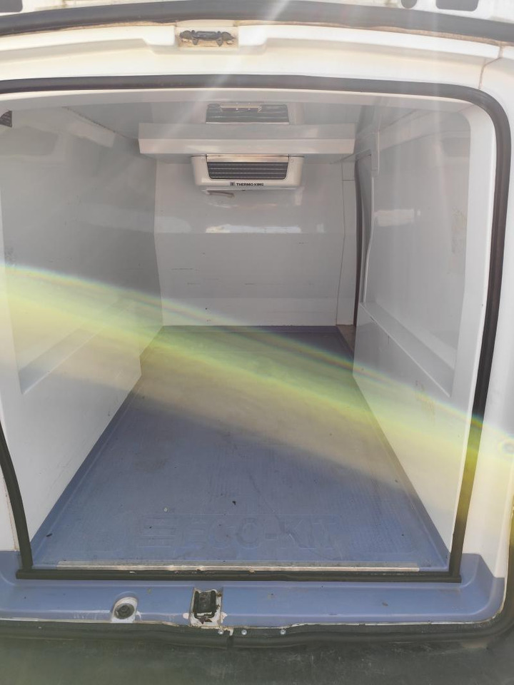 Fiat Scudo  1,2 L1H1 Mjt avec Cellule frigorifique intégrée - Carrinha frigorífica: foto 4 Fiat Scudo  1,2 L1H1 Mjt avec Cellule frigorifique intégrée - Carrinha frigorífica: foto 4