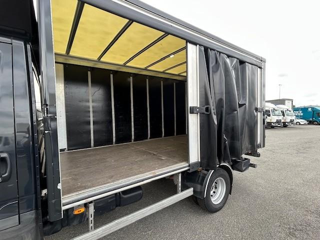 Iveco Daily 70C16 Plateau Brasseur Rideaux coulissant Hayon rabattable - Carrinha de lona: foto 5 Iveco Daily 70C16 Plateau Brasseur Rideaux coulissant Hayon rabattable - Carrinha de lona: foto 5