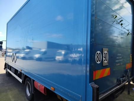 Renault D 7.5 LOW P4x2 210E6 Fourgon Polyfond avec hayon Repliable - Camião furgão: foto 3 Renault D 7.5 LOW P4x2 210E6 Fourgon Polyfond avec hayon Repliable - Camião furgão: foto 3