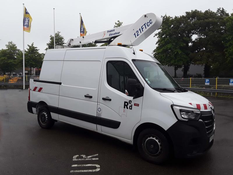 Renault Master 130 35 Fourgon nacelle - Caminhão com plataforma aérea: foto 1 Renault Master 130 35 Fourgon nacelle - Caminhão com plataforma aérea: foto 1