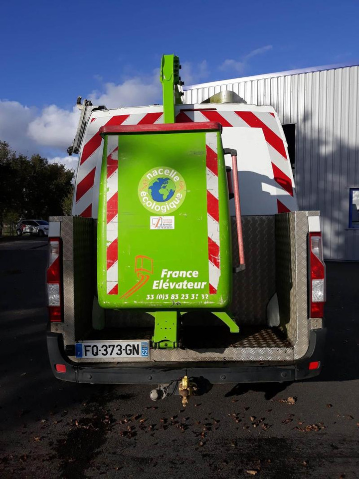 Renault Master 145.35 FG Tronqué L2H2 Nacelle Pack éco - Caminhão com plataforma aérea: foto 4 Renault Master 145.35 FG Tronqué L2H2 Nacelle Pack éco - Caminhão com plataforma aérea: foto 4