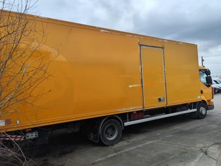 Renault Midlum 180.12 H Extra Light Fourgon polyfond avec Hayon repliable - Camião furgão: foto 2 Renault Midlum 180.12 H Extra Light Fourgon polyfond avec Hayon repliable - Camião furgão: foto 2
