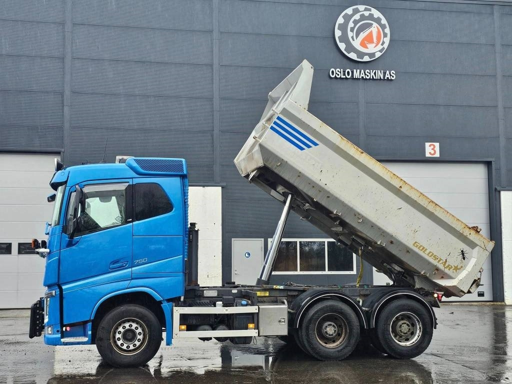 Volvo FH 16 750 - Camião basculante: foto 2 Volvo FH 16 750 - Camião basculante: foto 2