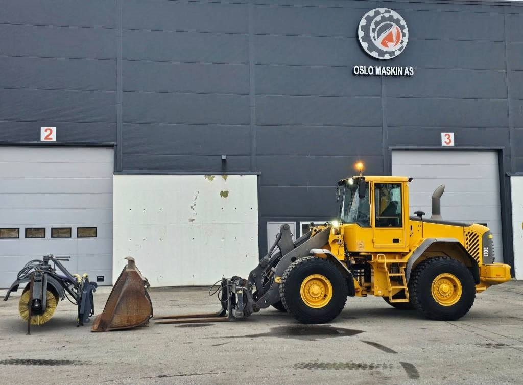 Volvo L 70 E - Pá carregadora de rodas: foto 2 Volvo L 70 E - Pá carregadora de rodas: foto 2