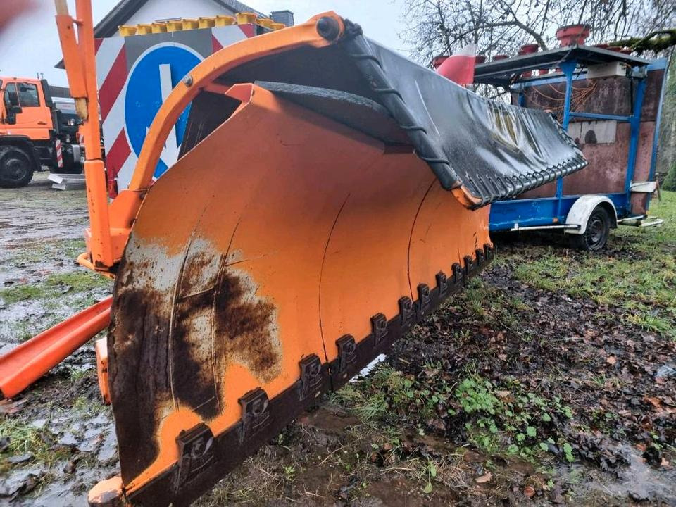 Beilhack PV 34-4 Schneepflug Schneeschild Scheeschieber Winterdienst Unimog U400 300 290 500 427 530 423 318 323 LKW Fendt - Lâmina limpa-neves: foto 2 Beilhack PV 34-4 Schneepflug Schneeschild Scheeschieber Winterdienst Unimog U400 300 290 500 427 530 423 318 323 LKW Fendt - Lâmina limpa-neves: foto 2