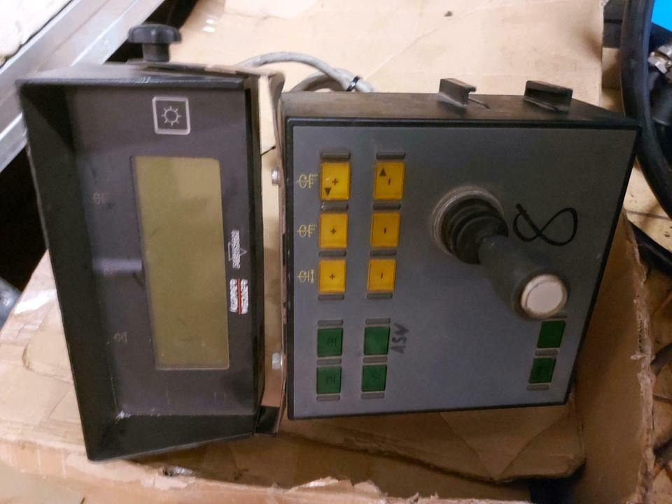 Küpper Weisser IMS Salzstreuer Steuergerät Bordcomputer Bedientei - Centralina electrónica para Veículo municipal/ Especial: foto 1 Küpper Weisser IMS Salzstreuer Steuergerät Bordcomputer Bedientei - Centralina electrónica para Veículo municipal/ Especial: foto 1
