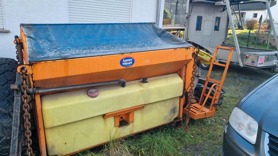 Küpper Weisser Salzstreuer Salzsilo FS 30 Winterdienst Schmidt für Unimog - Espalhador de areia/ Sal: foto 1 Küpper Weisser Salzstreuer Salzsilo FS 30 Winterdienst Schmidt für Unimog - Espalhador de areia/ Sal: foto 1