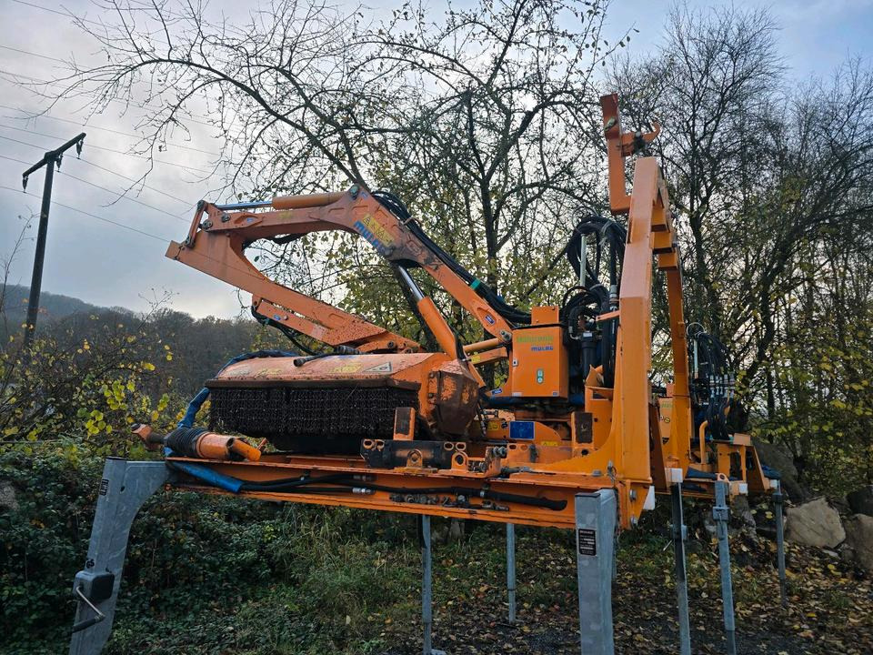 Mulag MHU 800 Mähausleger Teleskop Böschungsmäher Böschungsmulcher für Unimog 405 U 300 400 500 318 423 427 430 527 535 530 Mercedes-Benz - Limpa bermas: foto 3 Mulag MHU 800 Mähausleger Teleskop Böschungsmäher Böschungsmulcher für Unimog 405 U 300 400 500 318 423 427 430 527 535 530 Mercedes-Benz - Limpa bermas: foto 3