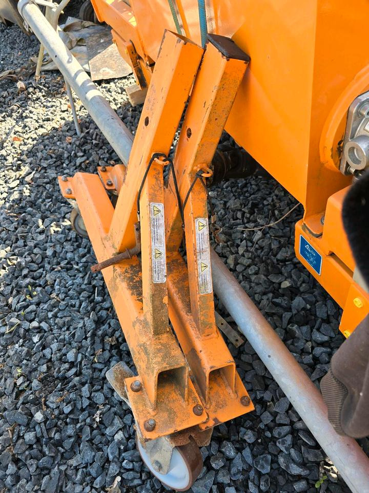 Stützen für Schmidt Beilhack Schneepflug MF PV PEV Schneepflüge Schneeschild Schneeschieber Winterdienst - Peça de reposição para Veículo limpa-neves: foto 1 Stützen für Schmidt Beilhack Schneepflug MF PV PEV Schneepflüge Schneeschild Schneeschieber Winterdienst - Peça de reposição para Veículo limpa-neves: foto 1