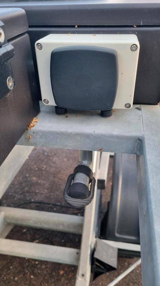 Reboque Neuwertige Nissen LED VLT Verkehrsleittafel Verkehrsleitanhänger Verkehrssicherungsanhänger Leitanhänger Leittafel Absperrtafel FAT Verkehrssicherung GPS: foto 7