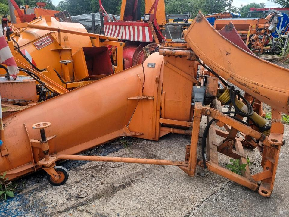 Schmidt S3 Schneeschleuder Schneefräse 240cm für Unimog U300 400 500 405 427 423 429 530 535 Schneepflug Schneeschild Scheeschieber Winterdienst Schmidt Beilhack - Removedor de neve: foto 3 Schmidt S3 Schneeschleuder Schneefräse 240cm für Unimog U300 400 500 405 427 423 429 530 535 Schneepflug Schneeschild Scheeschieber Winterdienst Schmidt Beilhack - Removedor de neve: foto 3