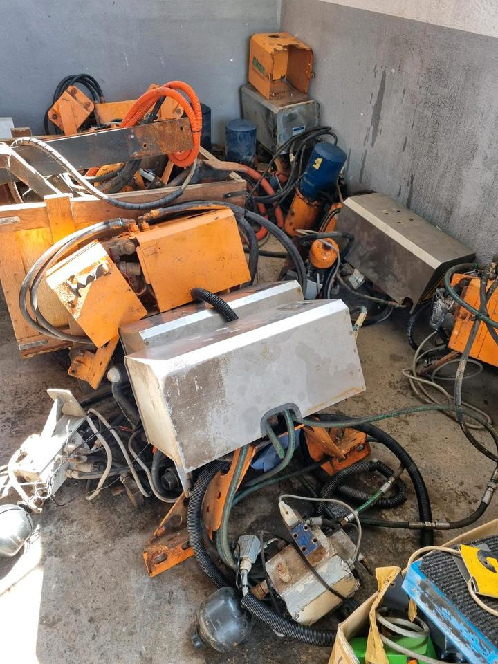 Schneepflughydraulik Schmidt Beilhack Elektrohydraulik Schneepflüge Schneeschild Schneeschieber LKW Unimog Bordcomputer Steuerung - Centralina electrónica para Veículo municipal/ Especial: foto 4 Schneepflughydraulik Schmidt Beilhack Elektrohydraulik Schneepflüge Schneeschild Schneeschieber LKW Unimog Bordcomputer Steuerung - Centralina electrónica para Veículo municipal/ Especial: foto 4