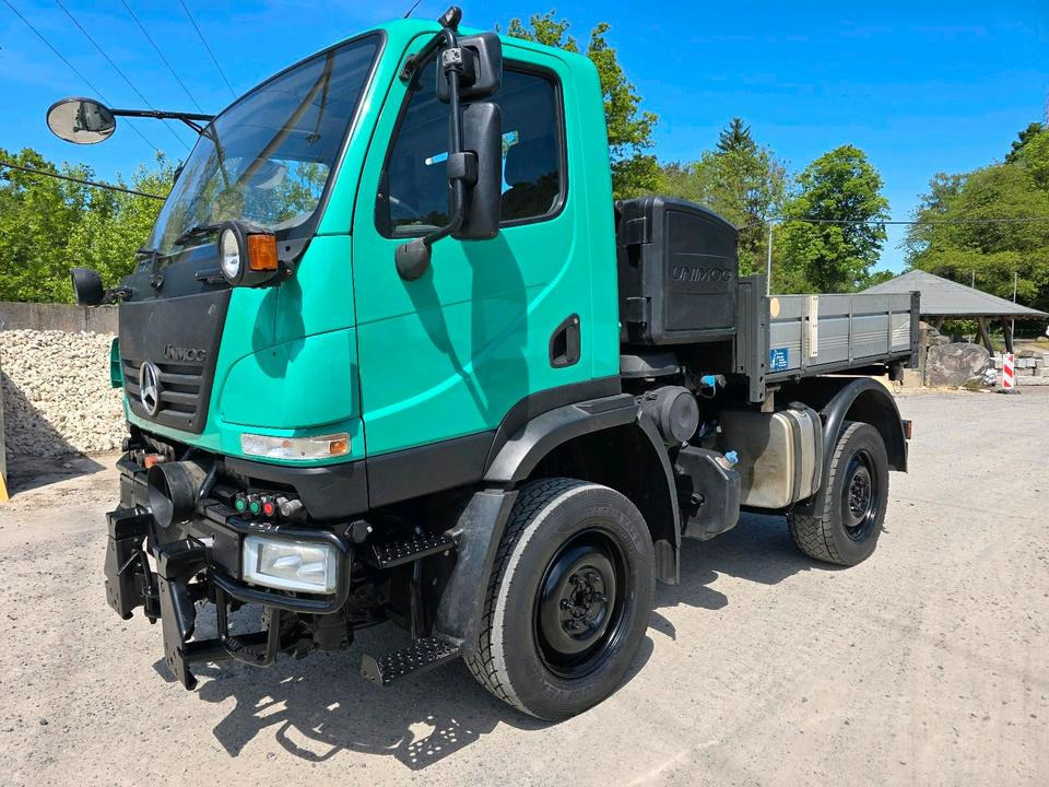 Unimog 405 U20 Mercedes-Benz Bluetec 4 U 20 290 300 400 500 UGE UGN - Camião de caixa aberta/ Plataforma: foto 1 Unimog 405 U20 Mercedes-Benz Bluetec 4 U 20 290 300 400 500 UGE UGN - Camião de caixa aberta/ Plataforma: foto 1