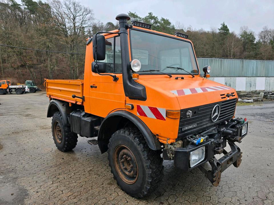 Unimog U1400 Agrar bj. 1995 424 427/10 Mercedes-Benz 1400 1600 1200 1000 - Camião basculante, Veículo municipal/ Especial: foto 2 Unimog U1400 Agrar bj. 1995 424 427/10 Mercedes-Benz 1400 1600 1200 1000 - Camião basculante, Veículo municipal/ Especial: foto 2