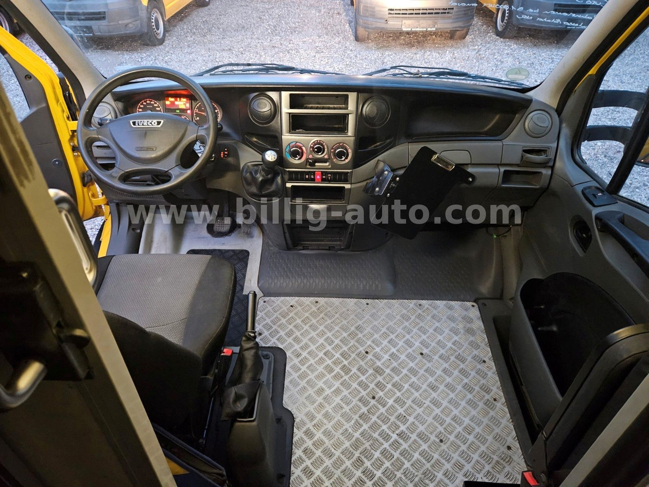 Iveco Daily EURO5 Integralkoffer Koffer Postkoffer - Carrinha de contentor: foto 5 Iveco Daily EURO5 Integralkoffer Koffer Postkoffer - Carrinha de contentor: foto 5