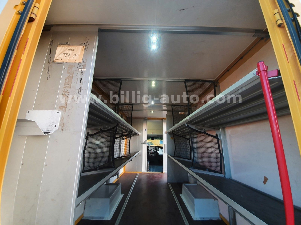 Carrinha de contentor Iveco Daily Koffer*Maxi*Luftfederung* Kasten: foto 10 Carrinha de contentor Iveco Daily Koffer*Maxi*Luftfederung* Kasten: foto 10