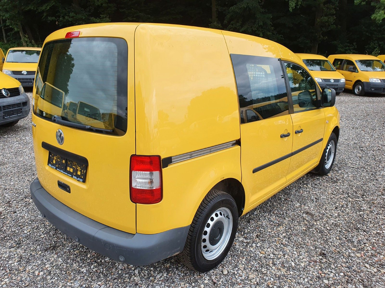 Volkswagen Caddy 2.0 SDI*1.Hand*2-Sitzer*2xSchiebetüre - Furgão de passageiros: foto 3 Volkswagen Caddy 2.0 SDI*1.Hand*2-Sitzer*2xSchiebetüre - Furgão de passageiros: foto 3