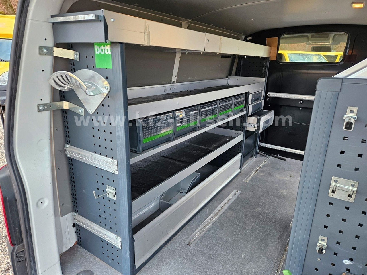 Volkswagen T6 Automatik/ DSG Sortimo Stdhzg Behindertenger. - Furgão de passageiros: foto 4 Volkswagen T6 Automatik/ DSG Sortimo Stdhzg Behindertenger. - Furgão de passageiros: foto 4