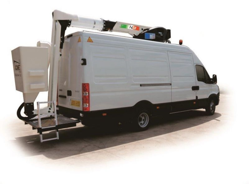 Comet IZOLACJA 46kV Podnośnik koszowy 14/2/8 JIB do pracy pod napięciem zamontowany na VAN 5,2 t - Caminhão com plataforma aérea: foto 1 Comet IZOLACJA 46kV Podnośnik koszowy 14/2/8 JIB do pracy pod napięciem zamontowany na VAN 5,2 t - Caminhão com plataforma aérea: foto 1