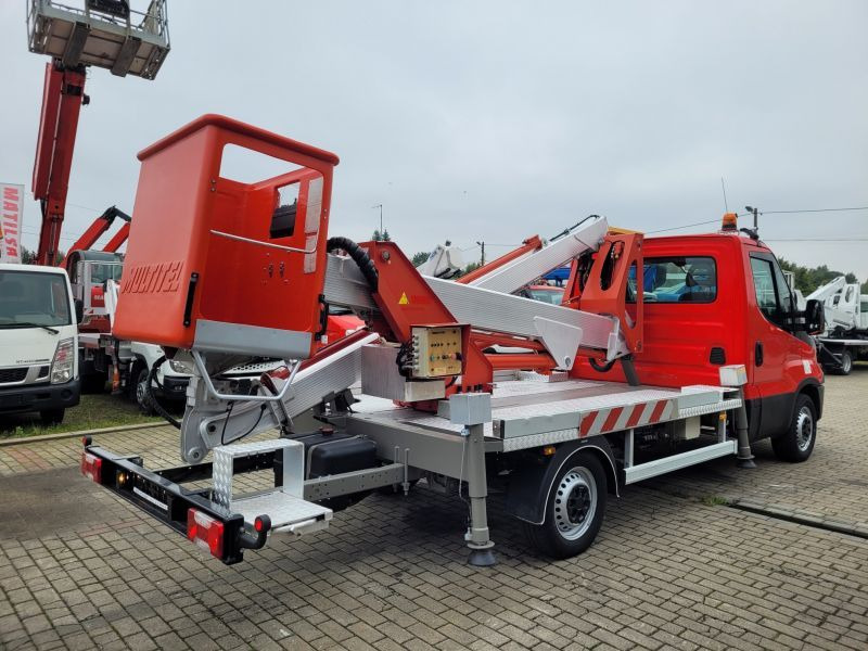 Iveco Daily 35S12 podnośnik koszowy 17 m Multitel MX170 - Caminhão com plataforma aérea: foto 3 Iveco Daily 35S12 podnośnik koszowy 17 m Multitel MX170 - Caminhão com plataforma aérea: foto 3