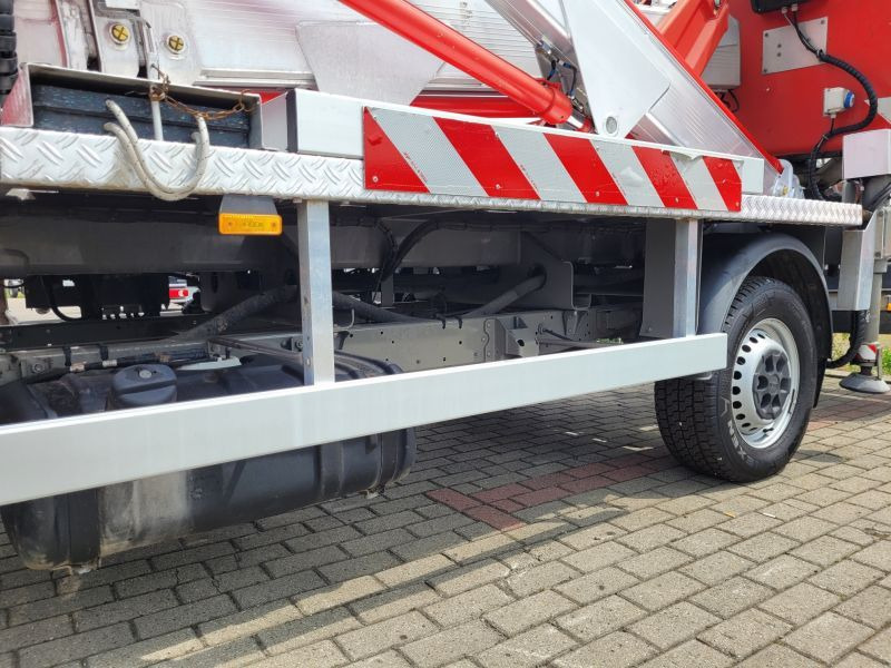 Iveco Daily 35S12 podnośnik koszowy 21 m Multitel MX210 - Caminhão com plataforma aérea: foto 4 Iveco Daily 35S12 podnośnik koszowy 21 m Multitel MX210 - Caminhão com plataforma aérea: foto 4