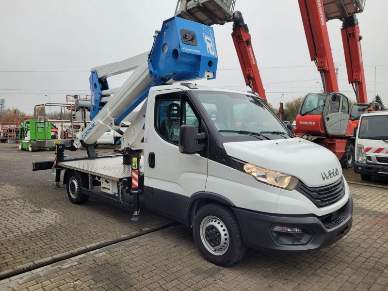 Iveco Daily 35S14 nowy podnośnik koszowy 20 m Socage ForSte 20D SPEED bucket truck boom lift - Caminhão com plataforma aérea: foto 4 Iveco Daily 35S14 nowy podnośnik koszowy 20 m Socage ForSte 20D SPEED bucket truck boom lift - Caminhão com plataforma aérea: foto 4