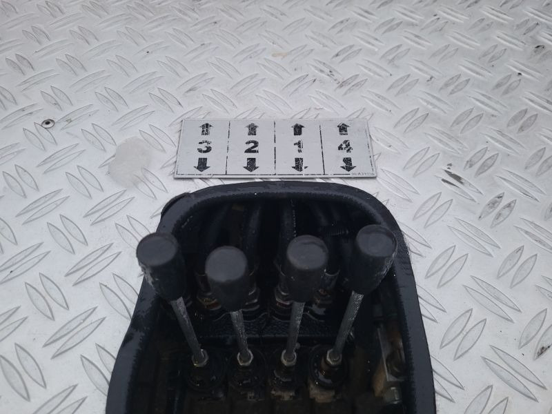 Caminhão com plataforma aérea Iveco Iveco Daily 35S11 podnośnik koszowy 20 m Multitel MX200: foto 19 Caminhão com plataforma aérea Iveco Iveco Daily 35S11 podnośnik koszowy 20 m Multitel MX200: foto 19