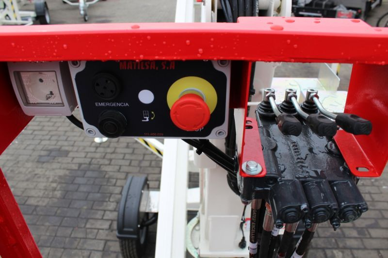 Plataforma de elevaçao rebocável novo Matilsa Parma 9 fabrycznie nowy podnośnik koszowy na przyczepie: foto 12