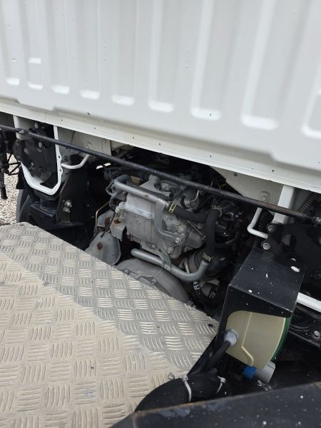 Nissan Cabstar NT400 podnośnik koszowy Palfinger P240 A Smart bucket truck boom lift - Caminhão com plataforma aérea: foto 5 Nissan Cabstar NT400 podnośnik koszowy Palfinger P240 A Smart bucket truck boom lift - Caminhão com plataforma aérea: foto 5