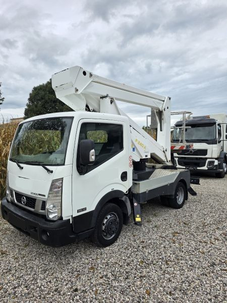 Nissan Cabstar NT400 podnośnik koszowy Palfinger P240 A Smart bucket truck boom lift - Caminhão com plataforma aérea: foto 3 Nissan Cabstar NT400 podnośnik koszowy Palfinger P240 A Smart bucket truck boom lift - Caminhão com plataforma aérea: foto 3