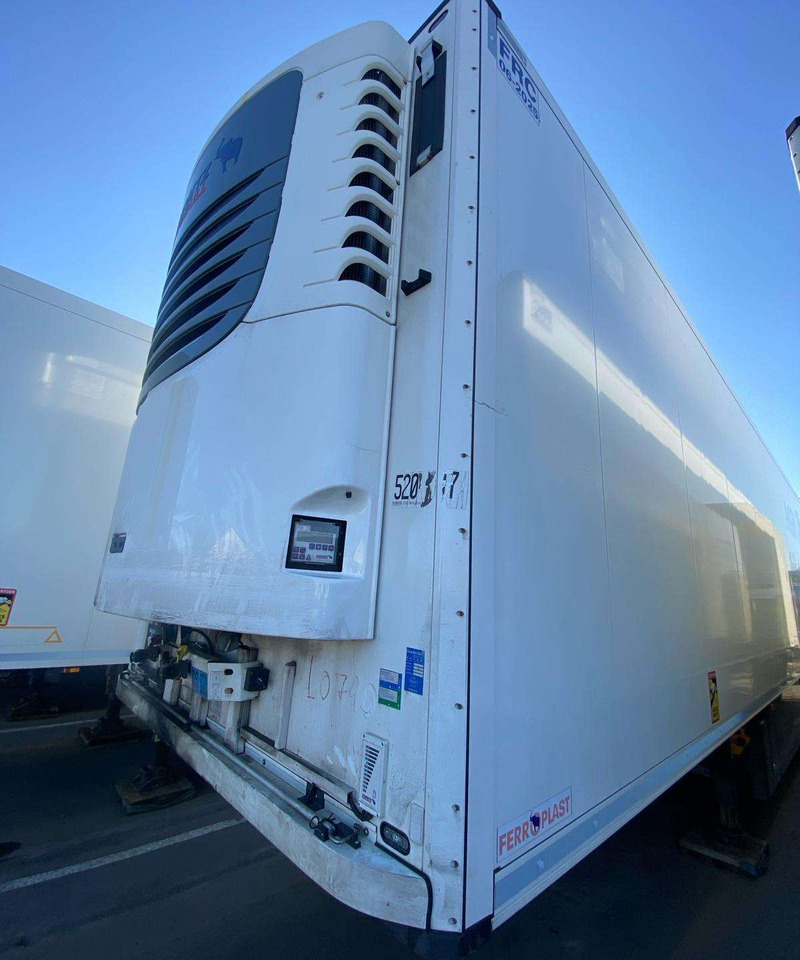 Schmitz SCHMITZ MULTITEMP 7cm - Semi-reboque frigorífico: foto 1 Schmitz SCHMITZ MULTITEMP 7cm - Semi-reboque frigorífico: foto 1