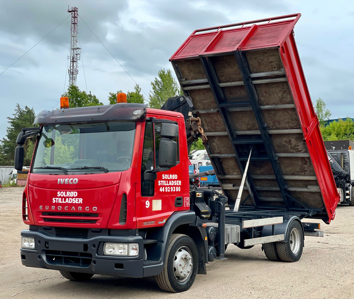 IVECO EUROCARGO - Camião grua: foto 1 IVECO EUROCARGO - Camião grua: foto 1