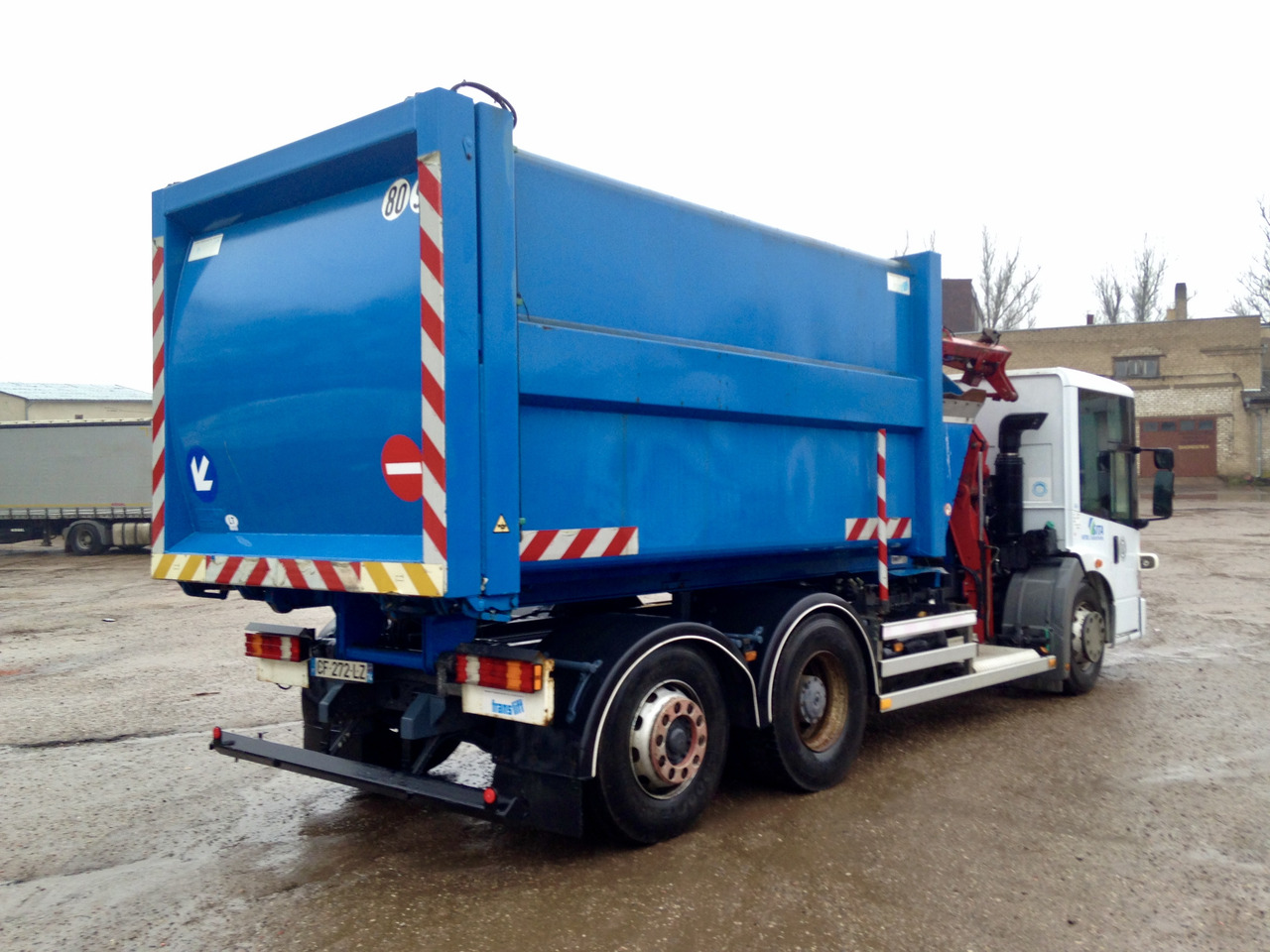 MERCEDES-BENZ ECONIC - Caminhão de lixo: foto 3 MERCEDES-BENZ ECONIC - Caminhão de lixo: foto 3