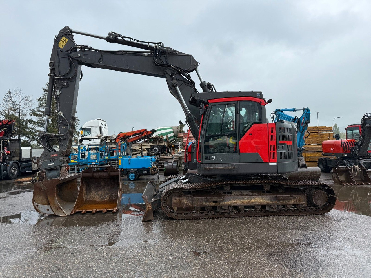 Volvo ECR 235 EL - Escavadora de rastos: foto 1 Volvo ECR 235 EL - Escavadora de rastos: foto 1