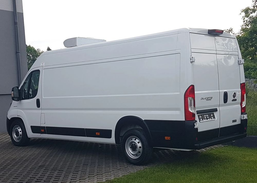 Fiat DUCATO L4H2 CHŁODNIA AGREGAT IZOTERMA MAX DŁUGI WYSOKI ZANOTTI Z250S-D FUNKCJA GRZANIA KLIMA - Carrinha frigorífica: foto 3 Fiat DUCATO L4H2 CHŁODNIA AGREGAT IZOTERMA MAX DŁUGI WYSOKI ZANOTTI Z250S-D FUNKCJA GRZANIA KLIMA - Carrinha frigorífica: foto 3