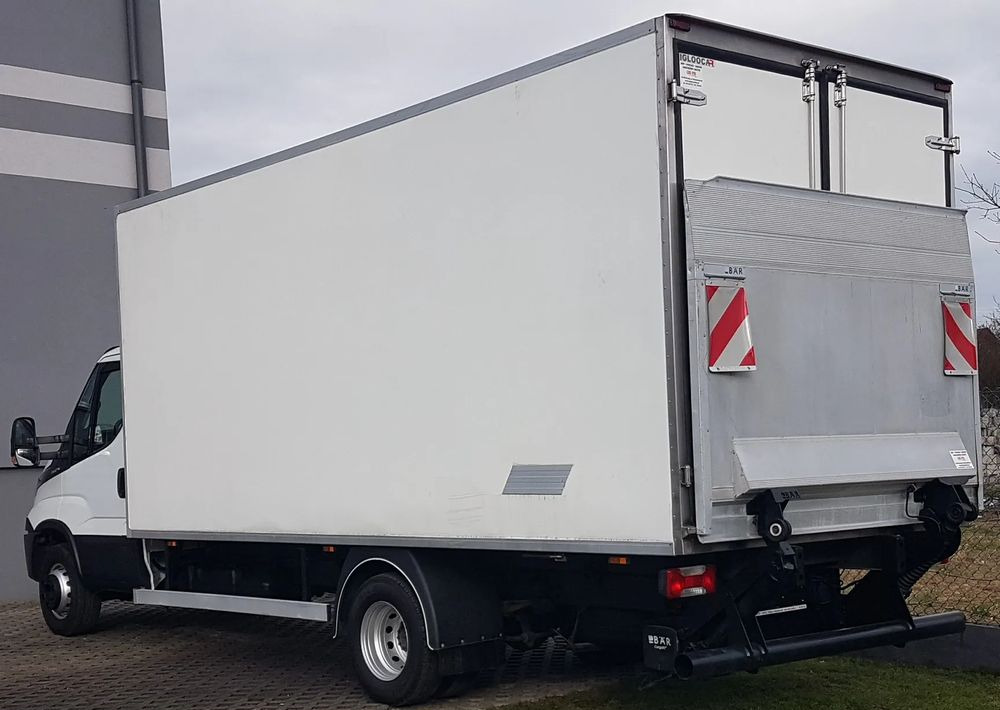 Iveco Daily 70-170 WINDA CHŁODNIA 10EP AGREGAT IZOTERMA - Camião frigorífico: foto 3 Iveco Daily 70-170 WINDA CHŁODNIA 10EP AGREGAT IZOTERMA - Camião frigorífico: foto 3